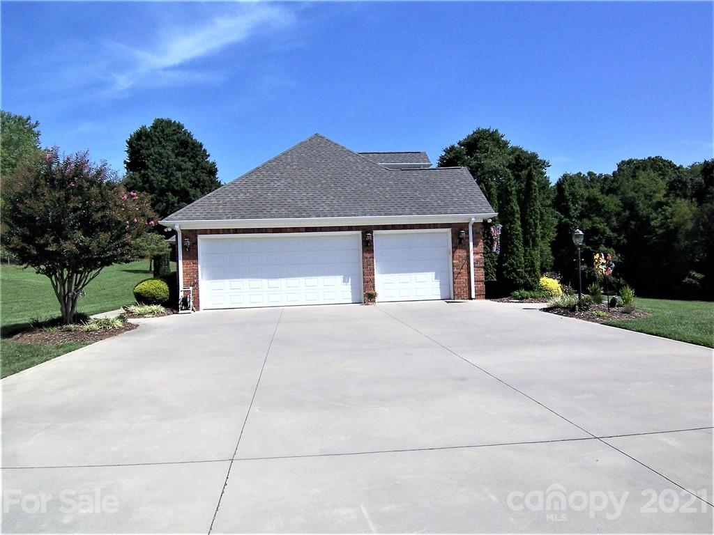 104 Laurel Ridge Drive Cherryville, NC 28021 - Photo 32 of 41 Gallery Image 32
