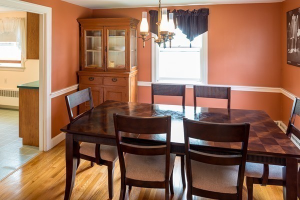 49 Hawley Road Melrose, MA 02176 - Photo 9 of 15 Gallery Image 9