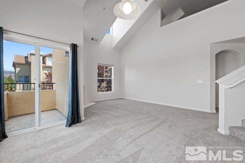 17000 Wedge Parkway, Unit 2925 Reno, NV 89511 - Photo 5 of 23 a view of an empty room