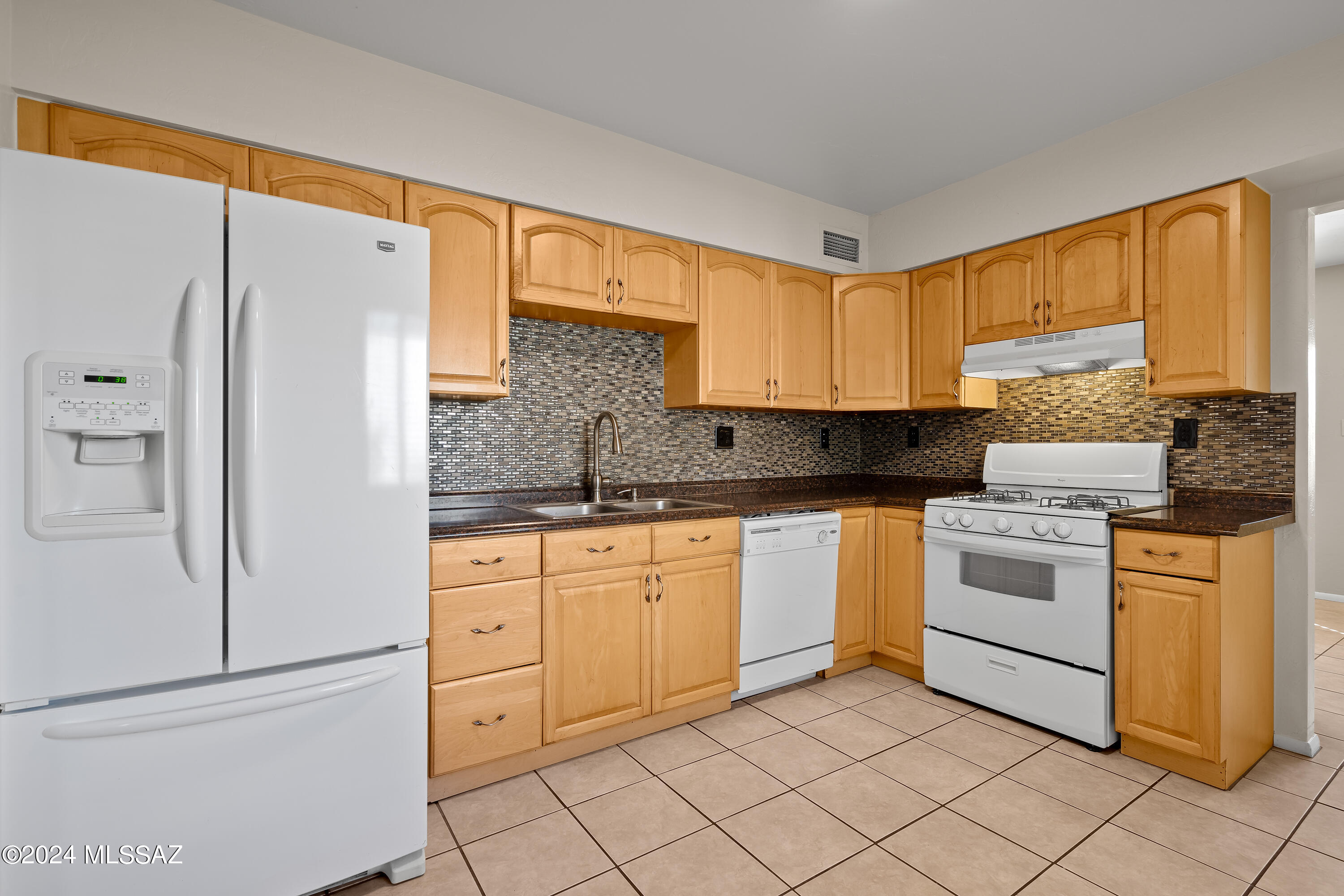 227 East Linden Street Tucson, AZ 85705 - Photo 11 of 31