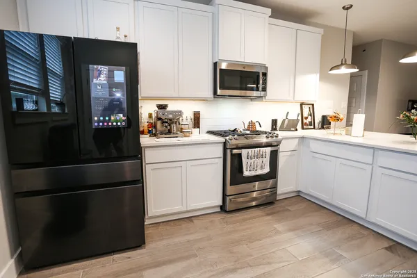 $3,200 | 1511 East Sandalwood Lane, Unit 8, San Antonio, TX 78209