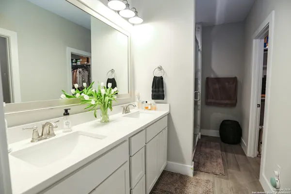 $3,200 | 1511 East Sandalwood Lane, Unit 8, San Antonio, TX 78209