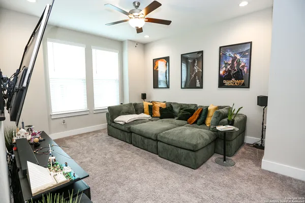 $3,200 | 1511 East Sandalwood Lane, Unit 8, San Antonio, TX 78209