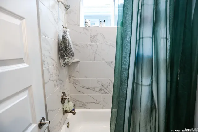 $3,450 | 1511 East Sandalwood Lane, Unit 8, San Antonio, TX 78209