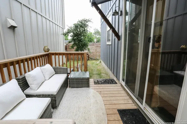 $3,200 | 1511 East Sandalwood Lane, Unit 8, San Antonio, TX 78209