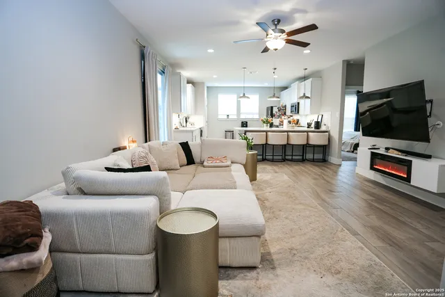 $3,450 | 1511 East Sandalwood Lane, Unit 8, San Antonio, TX 78209