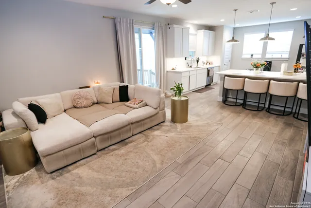 $3,450 | 1511 East Sandalwood Lane, Unit 8, San Antonio, TX 78209