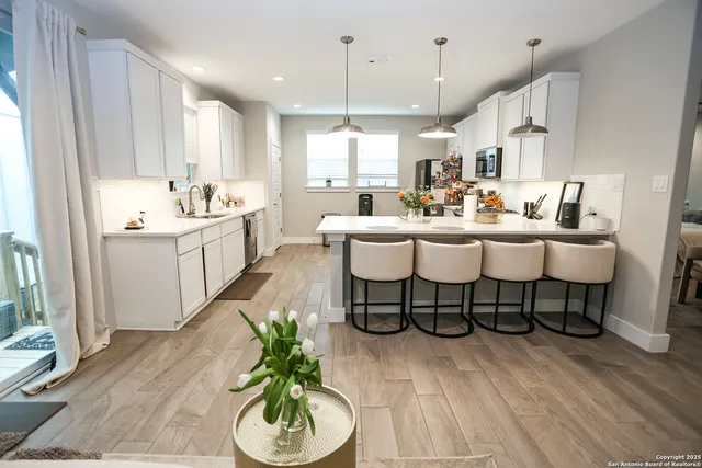 $3,450 | 1511 East Sandalwood Lane, Unit 8, San Antonio, TX 78209