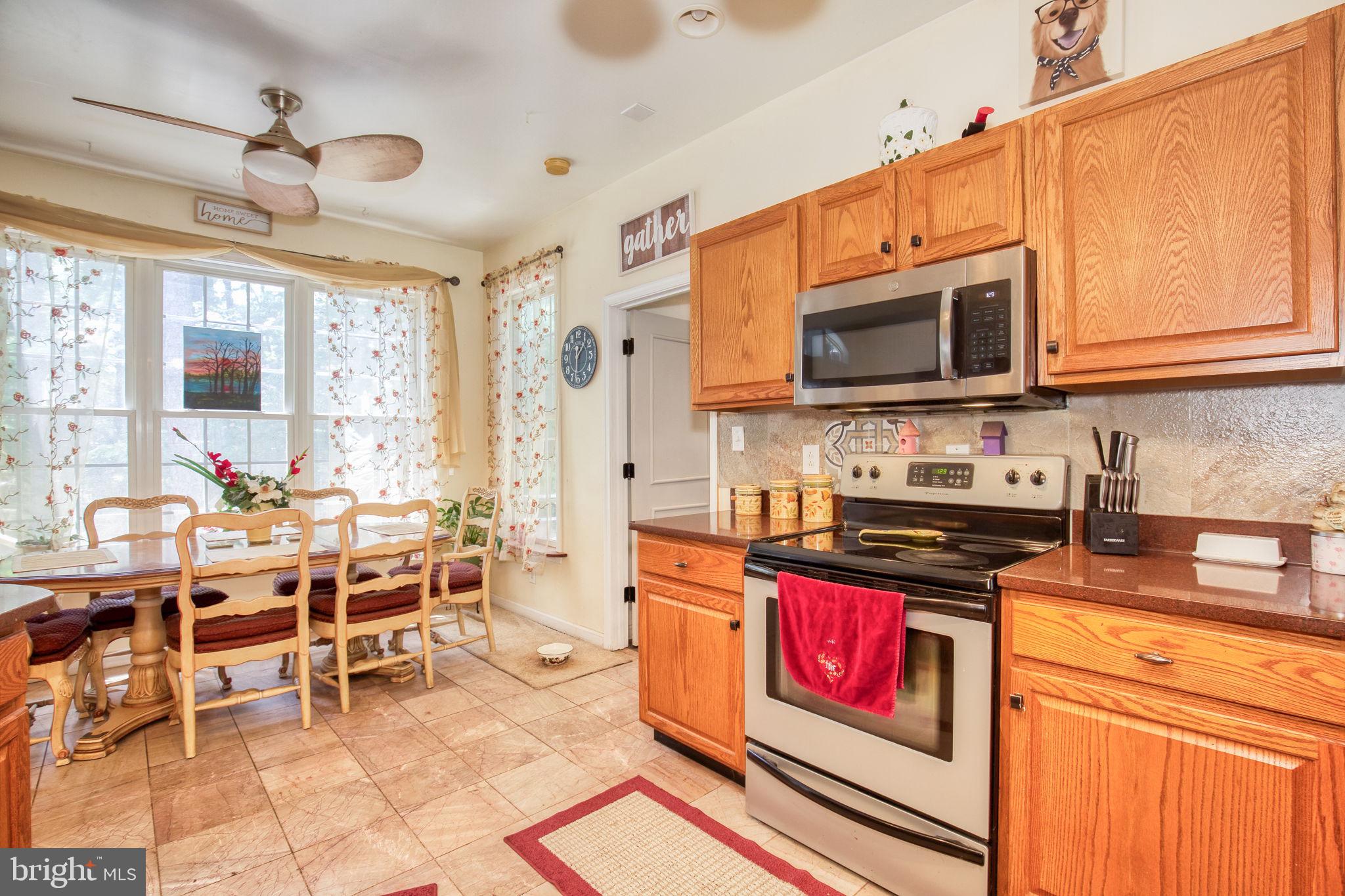 120 Twin Harbor Road Reedville, VA 22539 - Photo 8 of 45 CABINETS
