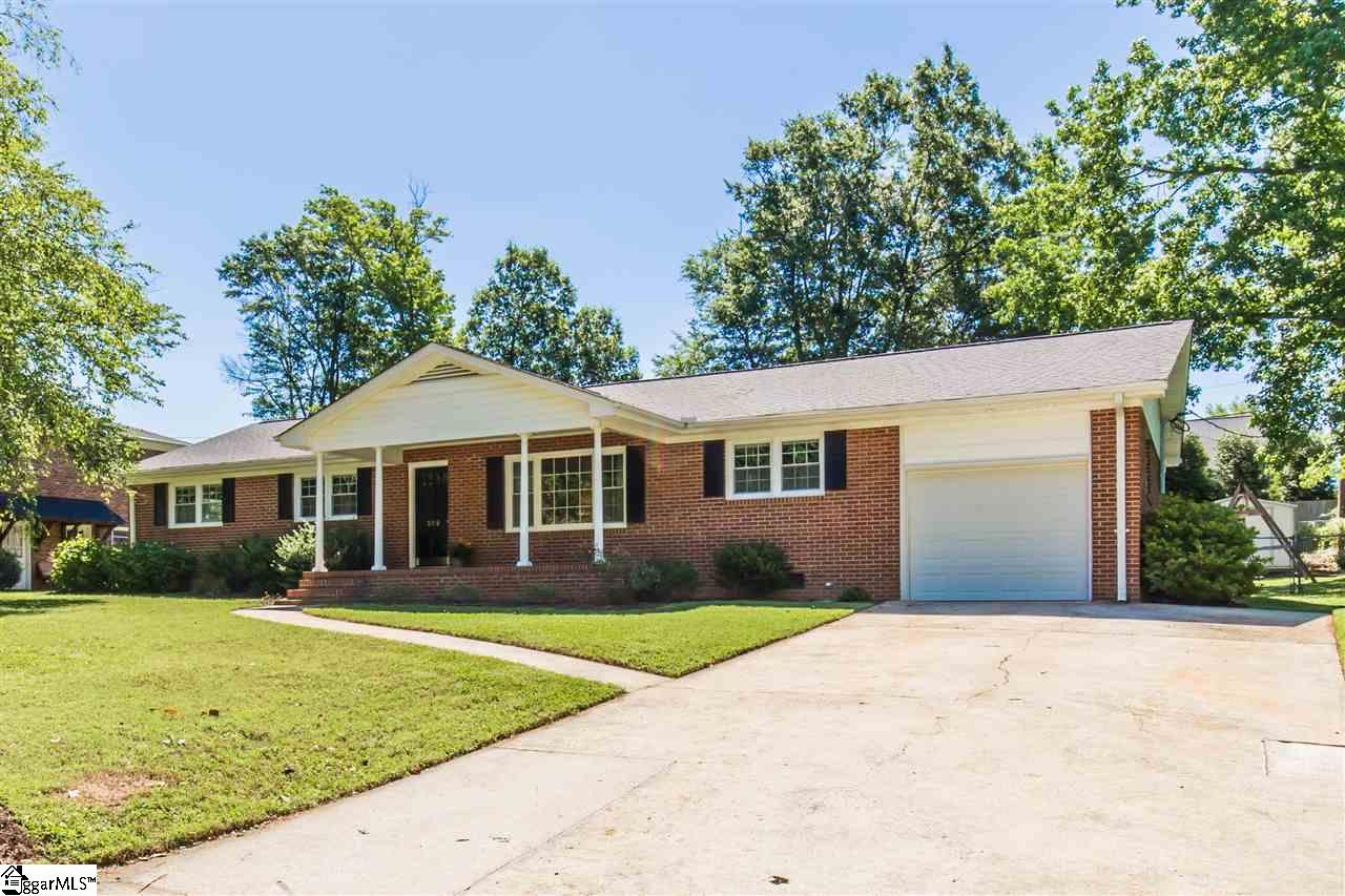 202 Del Norte Road Greenville, SC 29615 - Photo 2 of 27 Gallery Image 2