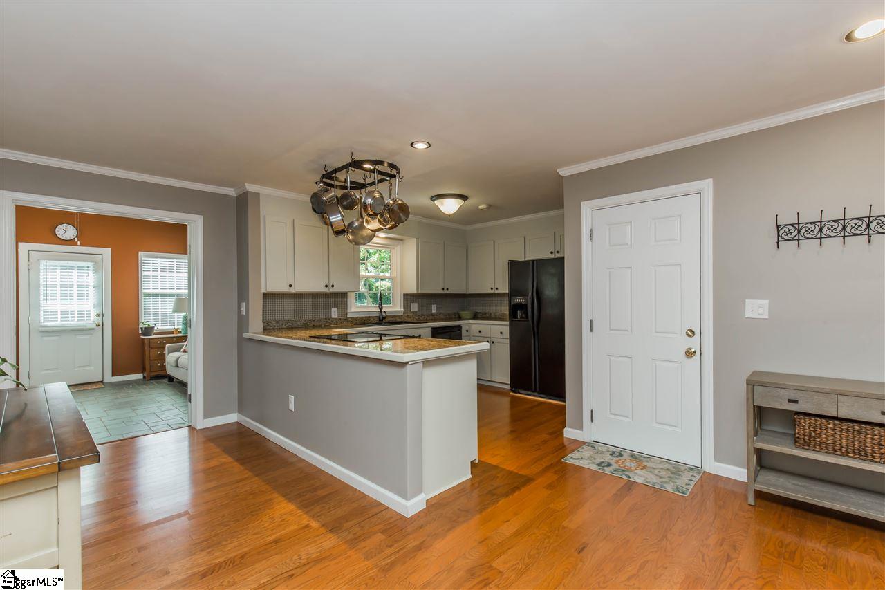 202 Del Norte Road Greenville, SC 29615 - Photo 7 of 27 Gallery Image 7