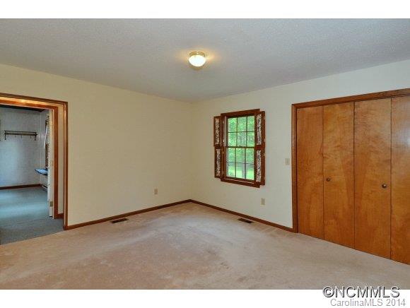 475 Elm Bend Road Brevard, NC 28712 - Photo 6 of 17 Gallery Image 6