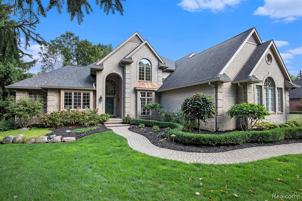 1996 Tall Oaks Boulevard Rochester Hills, MI 48306 - Photo 1 of 44