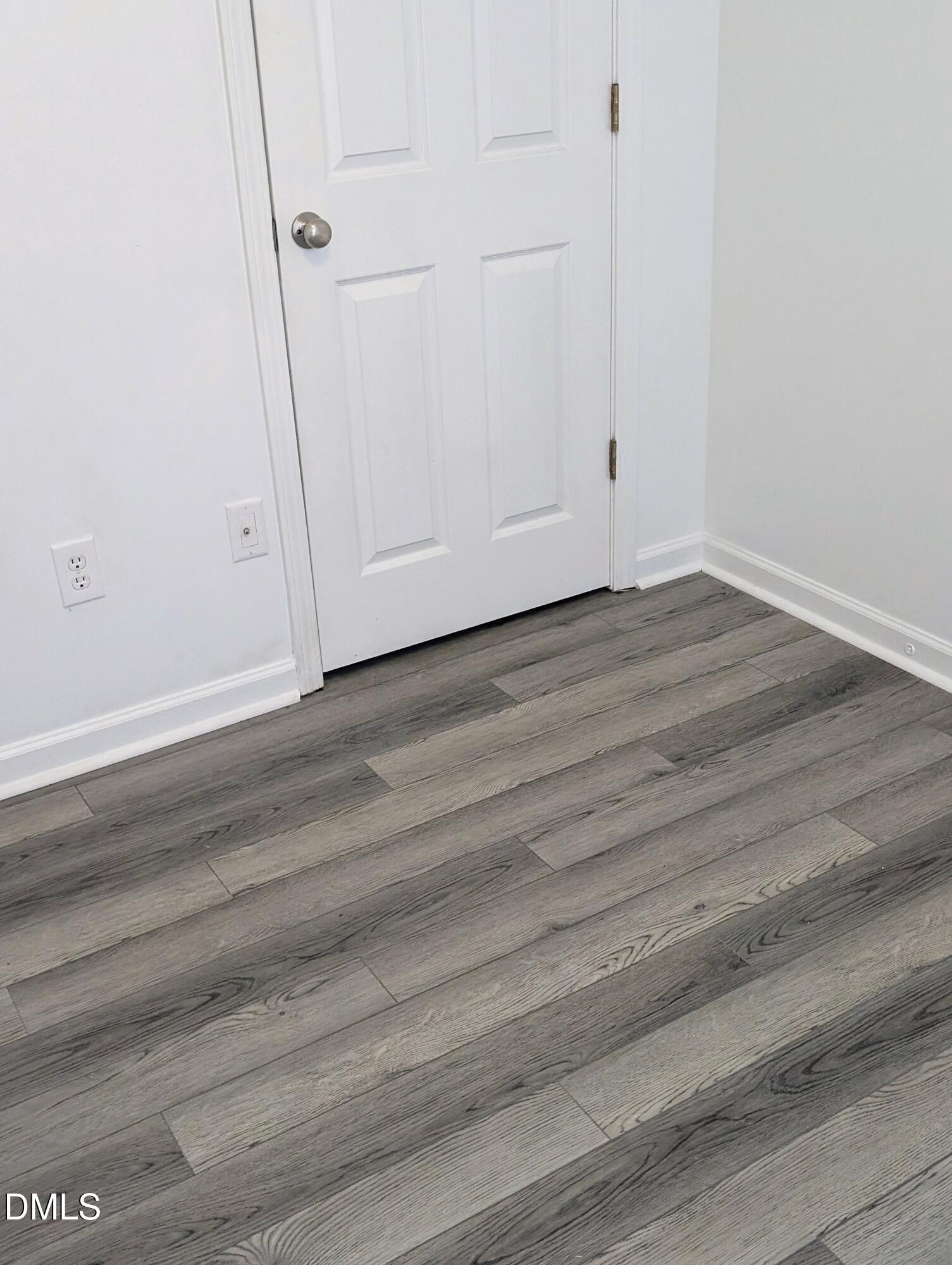 1005 Shades Place Raleigh, NC 27601 - Photo 17 of 18