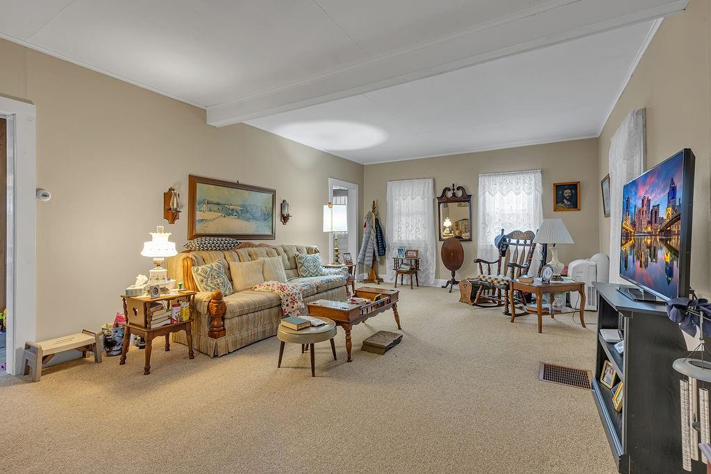 108 Pfeifer Road Harmony, PA 16037 - Photo 15 of 48