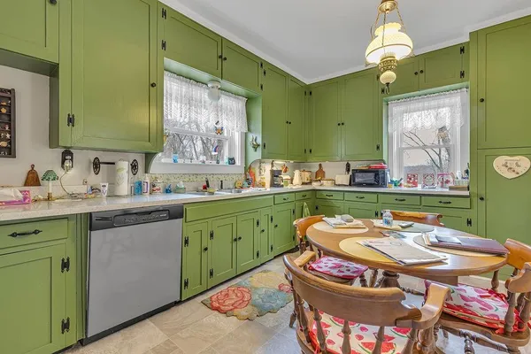 $925,000 | 108 Pfeifer Road, Harmony, PA 16037