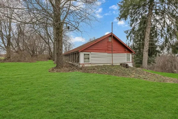 $925,000 | 108 Pfeifer Road, Harmony, PA 16037