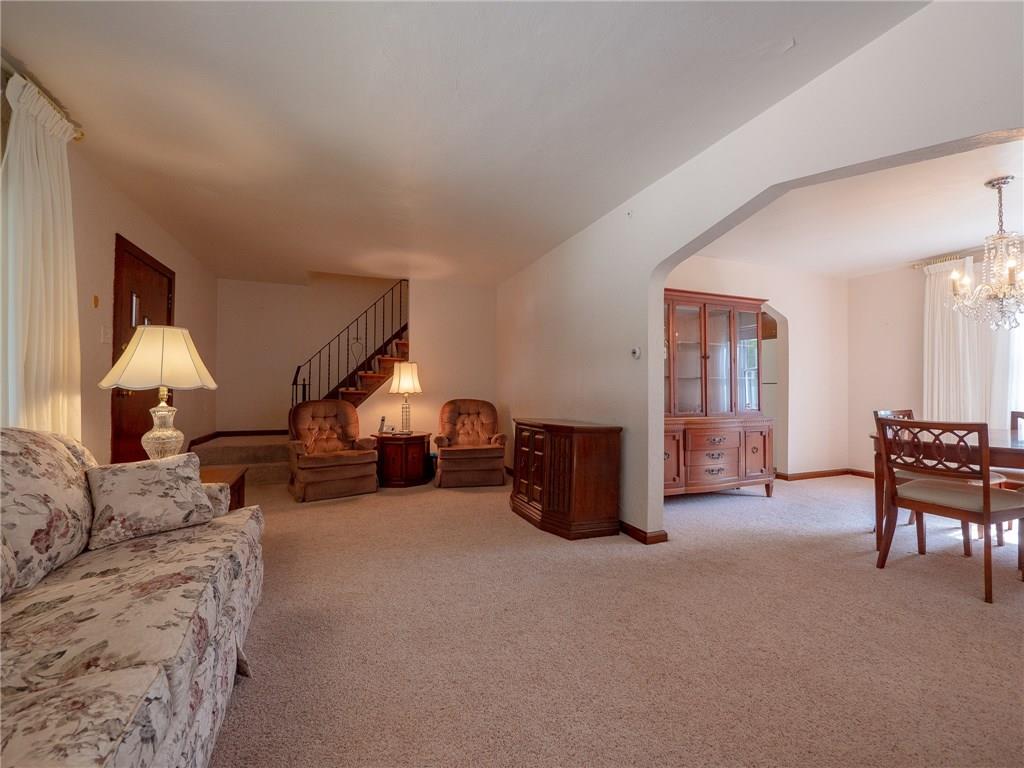516 Loretto Road Pittsburgh, PA 15217 - Photo 6 of 25 Charming formal dining room