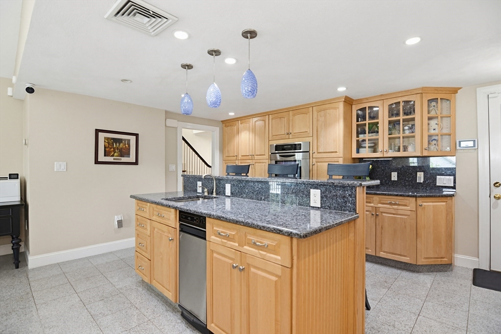 81 Brettwood Road Belmont, MA 02478 - Photo 8 of 31