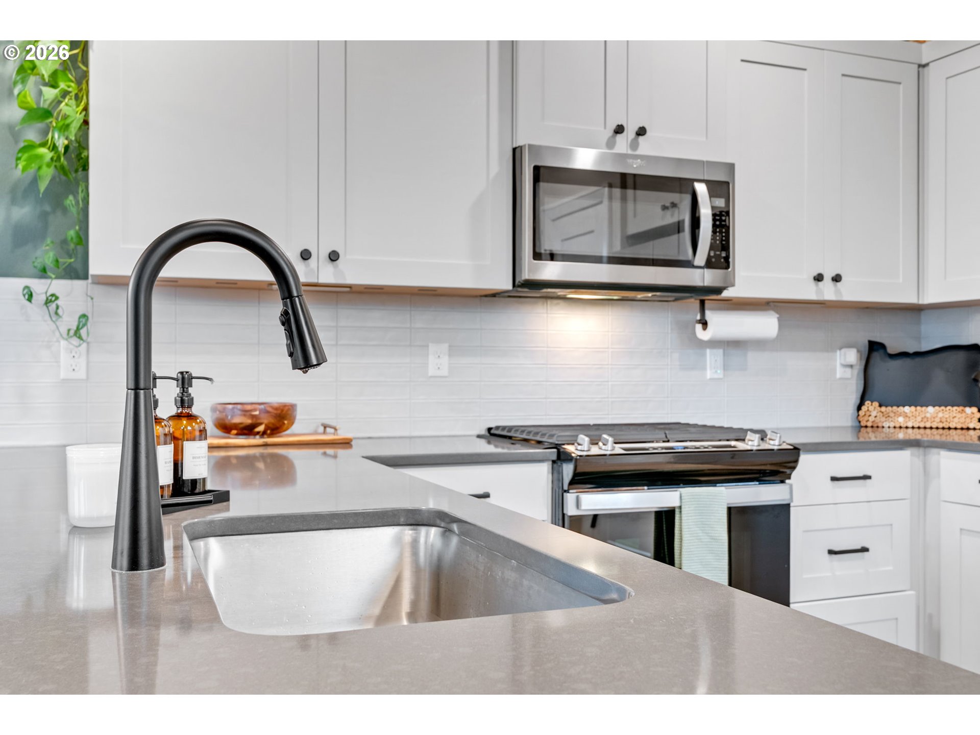 1130 Lilium Lane Canby, OR 97013 - Photo 7 of 42