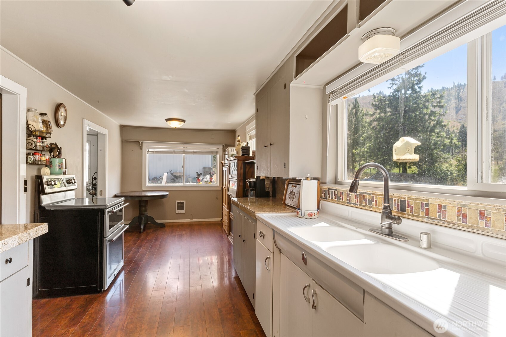 11574 Entiat River Road Entiat, WA 98822 - Photo 11 of 40