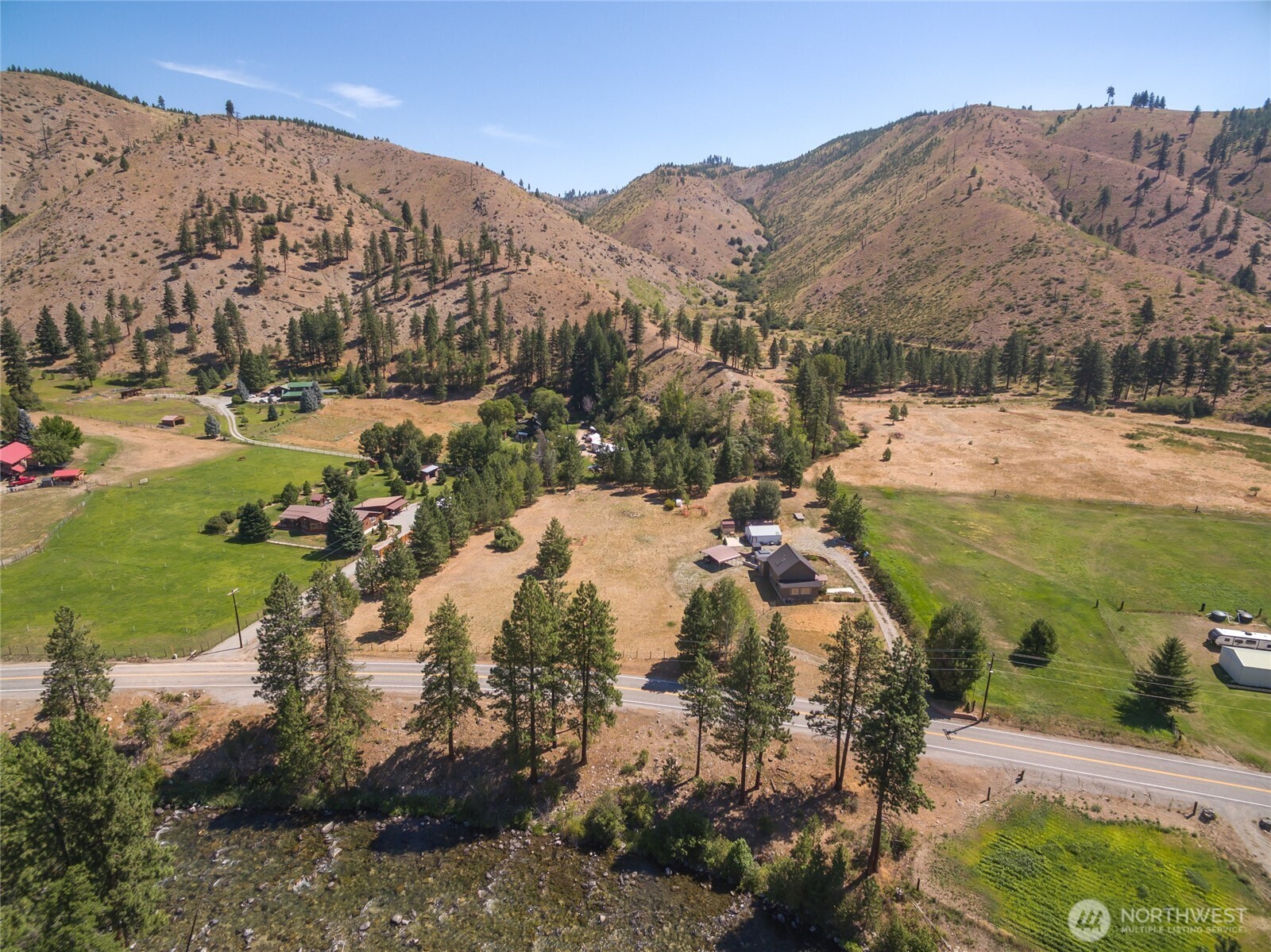 11574 Entiat River Road Entiat, WA 98822 - Photo 28 of 40