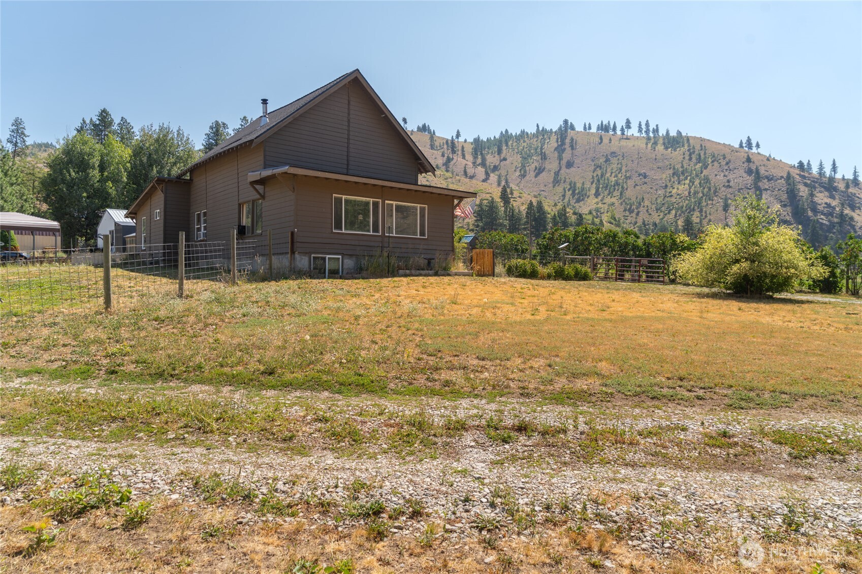 11574 Entiat River Road Entiat, WA 98822 - Photo 38 of 40