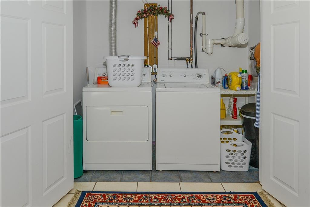 616 Lake House Road Naples, ME 04055 - Photo 28 of 33 Laundry Area - Basement