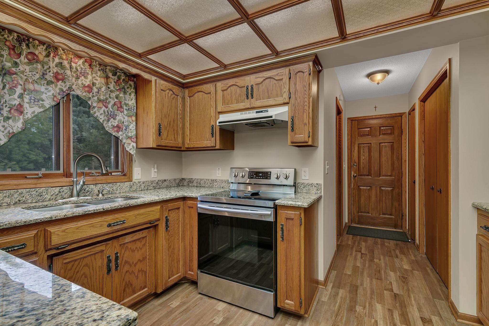 1905 Prairie Hill Road St. Cloud, MN 56301 - Photo 7 of 32