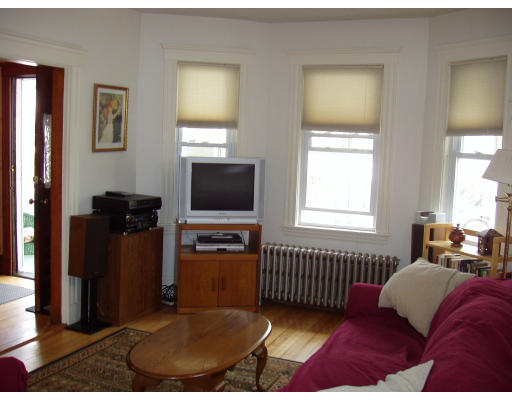 39 Bexley Road Boston, MA 02131 - Photo 8 of 9 Gallery Image 8