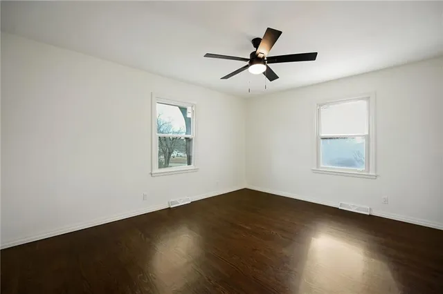 $280,000 | 809 North Swope Drive, Independence, MO 64056