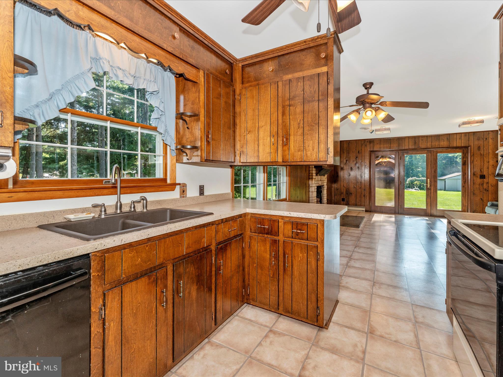 13535 John Kline Road Smithsburg, MD 21783 - Photo 14 of 69 Kitchen