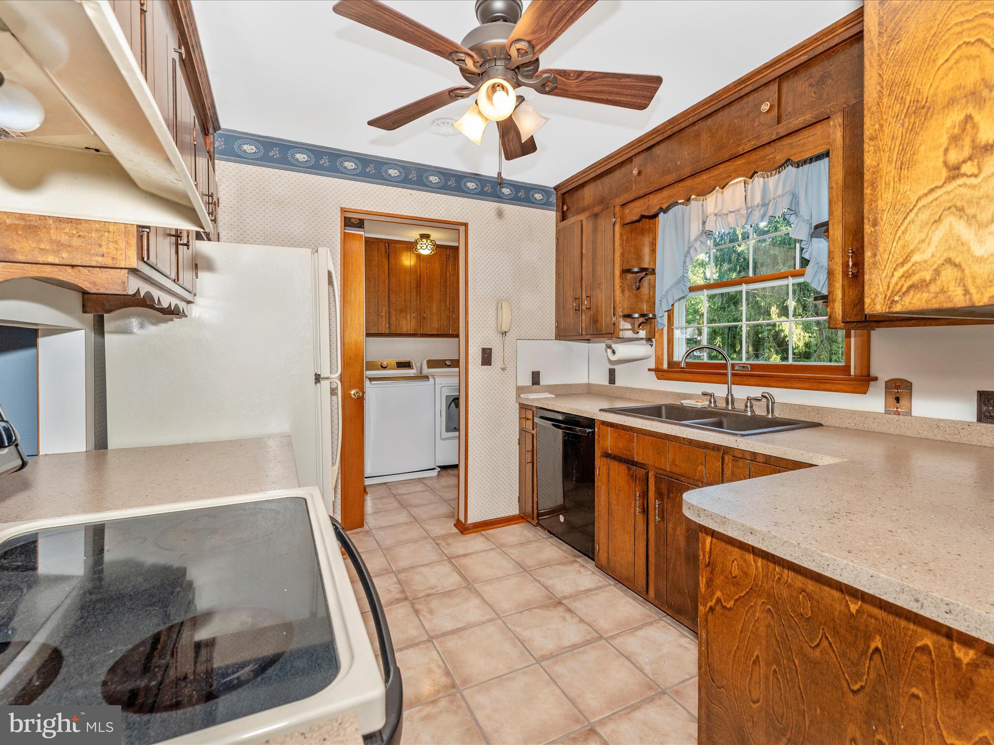 13535 John Kline Road Smithsburg, MD 21783 - Photo 15 of 69 Kitchen