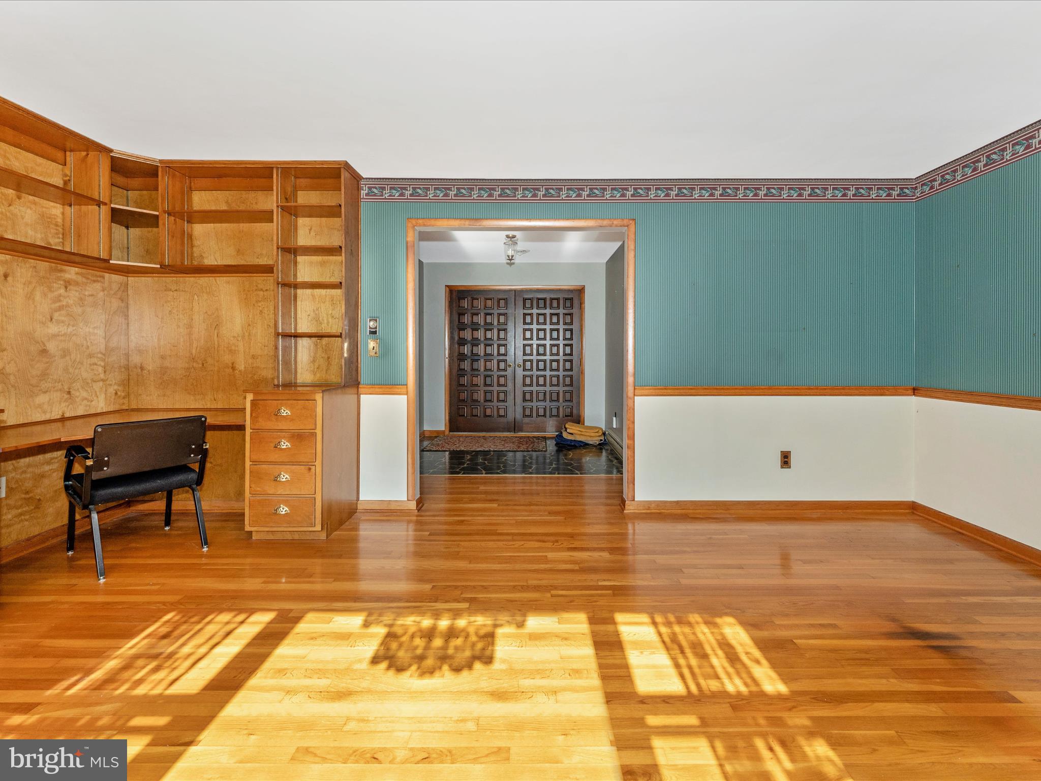 13535 John Kline Road Smithsburg, MD 21783 - Photo 8 of 69 Living Room
