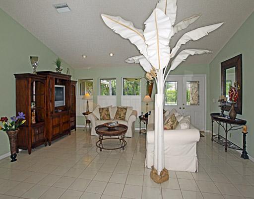 11 Rabbits Run Palm Beach Gardens, FL 33418 - Photo 3 of 16 Additional Photo