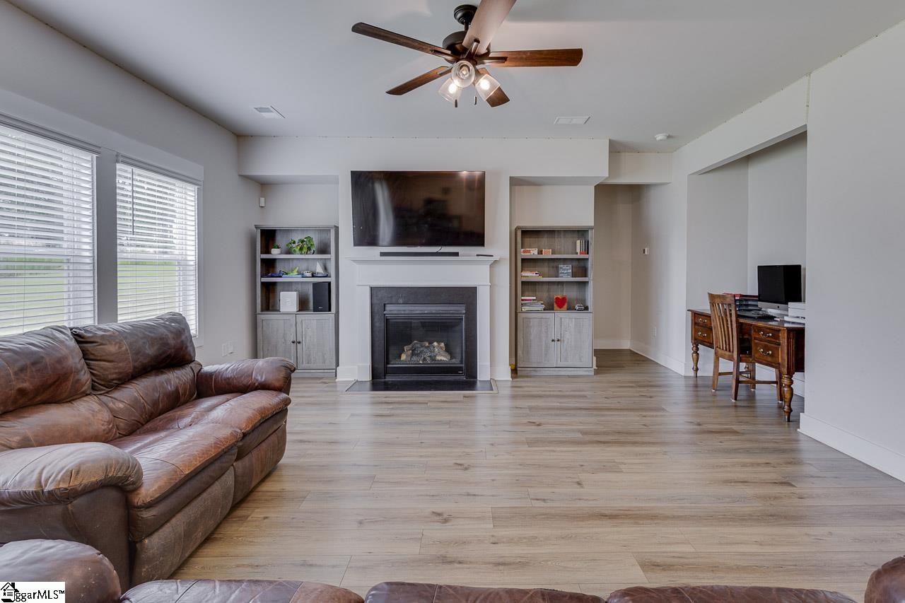 208 Roderick Lane Greenville, SC 29605 - Photo 16 of 50