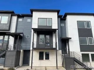 a house view with a outdoor space
