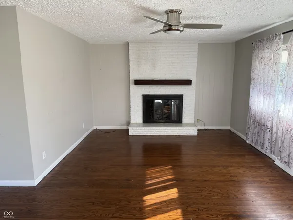 $2,650 | 209 Blairsden Avenue, Carmel, IN 46032