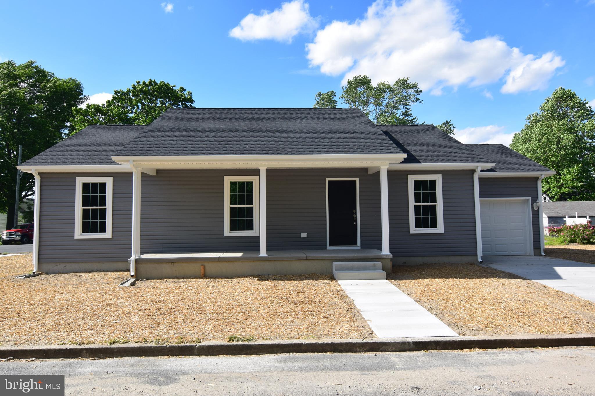 603 Oak Road Seaford, DE 19973 - Photo 1 of 16 Gallery Image 1