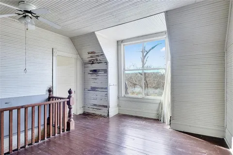 $489,000 | 200 South Colorado Street, Whitney, TX 76692