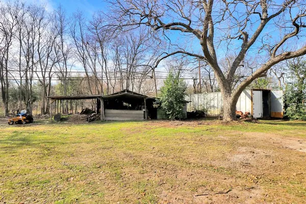 $349,900 | 200 South Colorado Street, Whitney, TX 76692