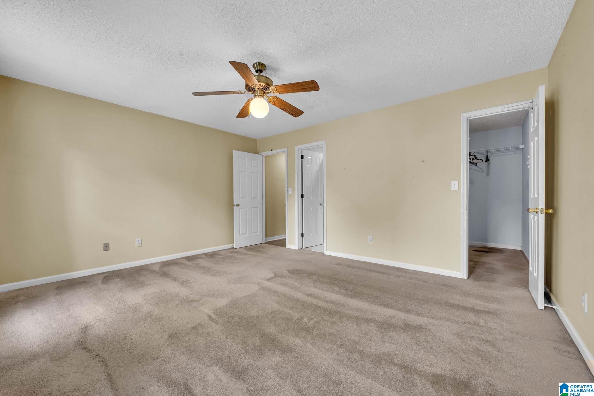 104 Comanche Circle Alabaster, AL 35007 - Photo 15 of 38