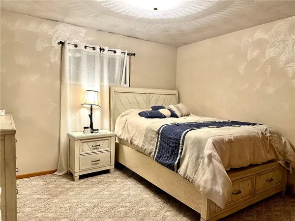 $1,600 | 1800 Oneida Valley Road, Karns City, PA 16041