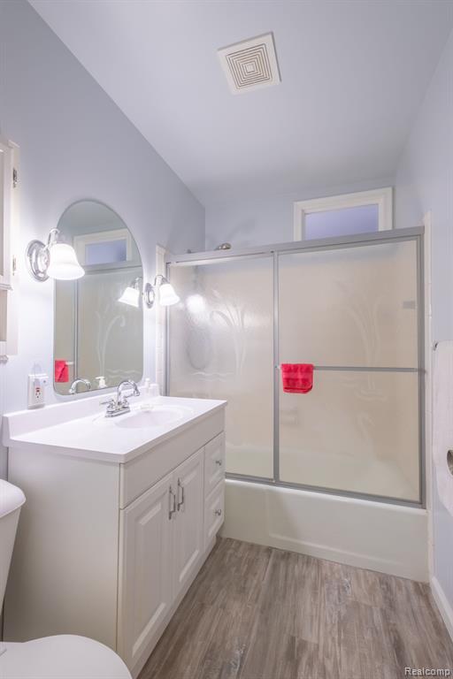 11046 Fenton Road Fenton, MI 48430 - Photo 14 of 24