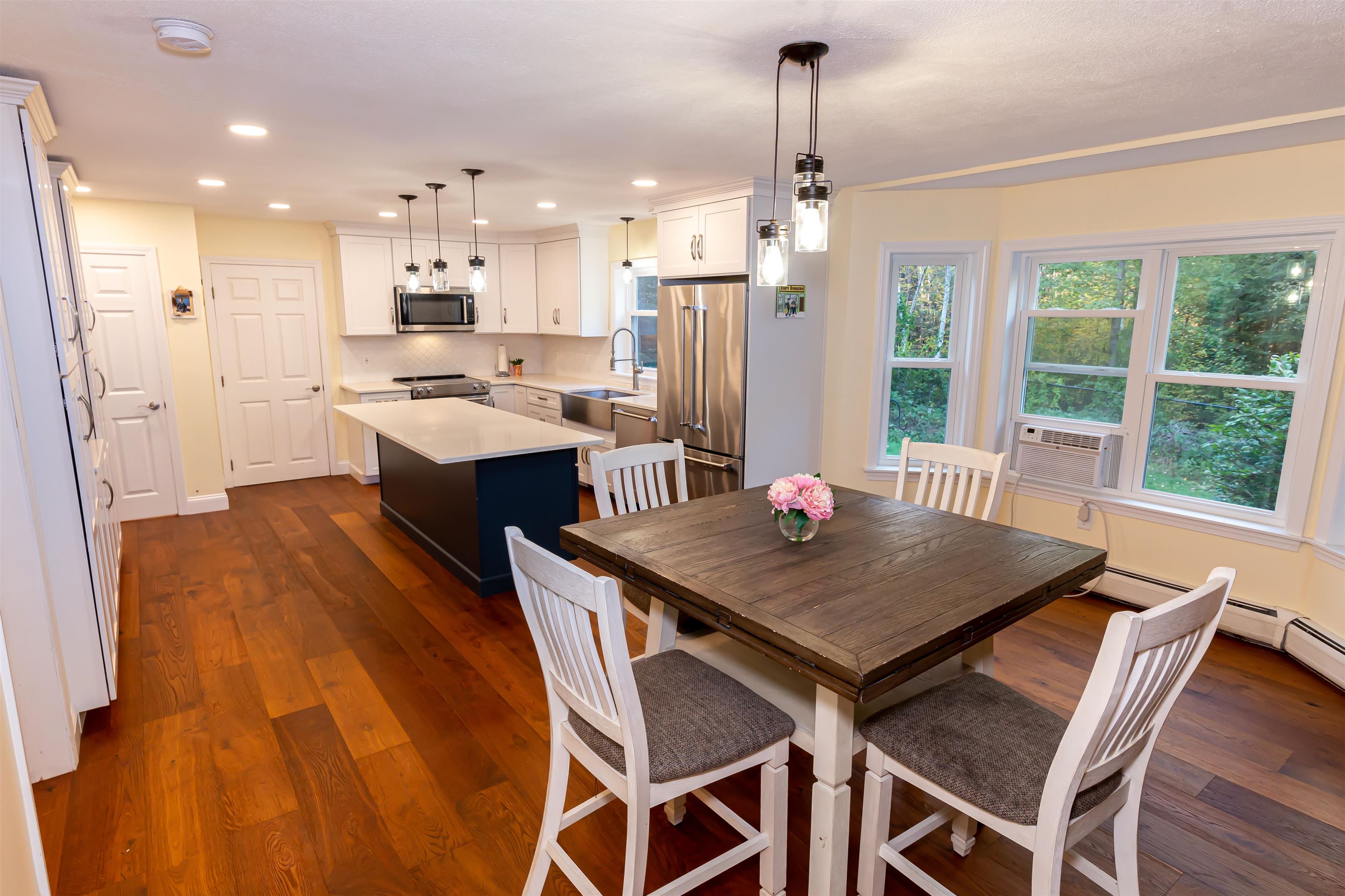 33 Mont Vernon Road Amherst, NH 03031 - Photo 12 of 38