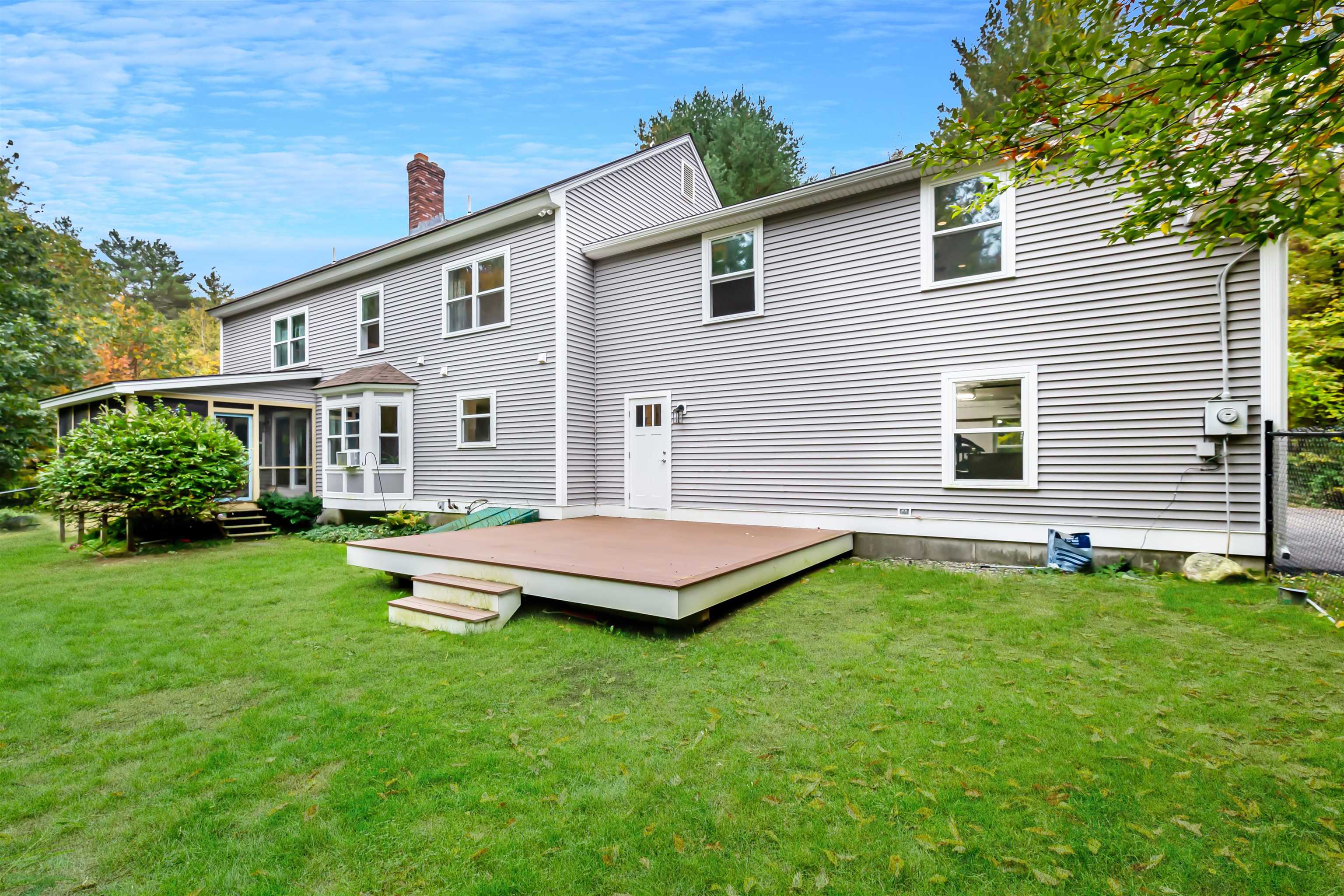 33 Mont Vernon Road Amherst, NH 03031 - Photo 6 of 38