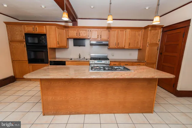 $325,000 | 640 Levick Street, Philadelphia, PA 19111