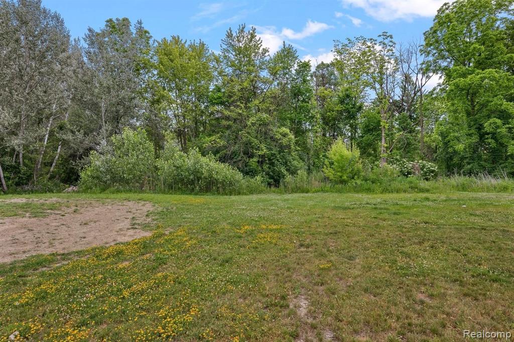 6537 Pardee Road Taylor, MI 48180 - Photo 3 of 22
