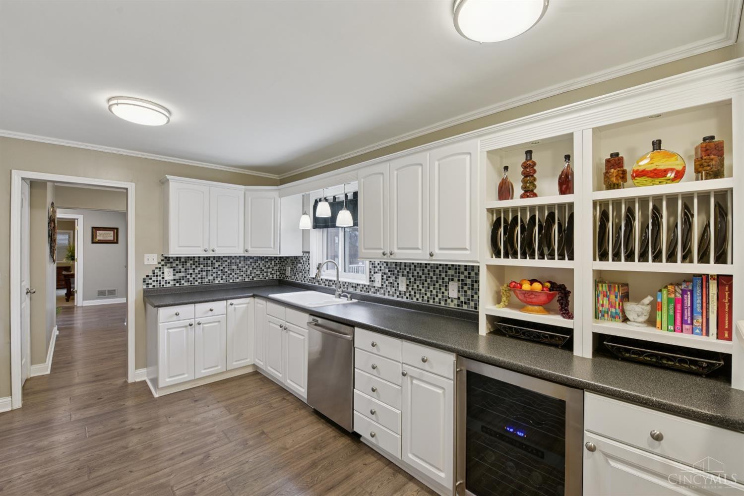 4270 Boomer Road Cincinnati, OH 45247 - Photo 17 of 52 Gallery Image 17