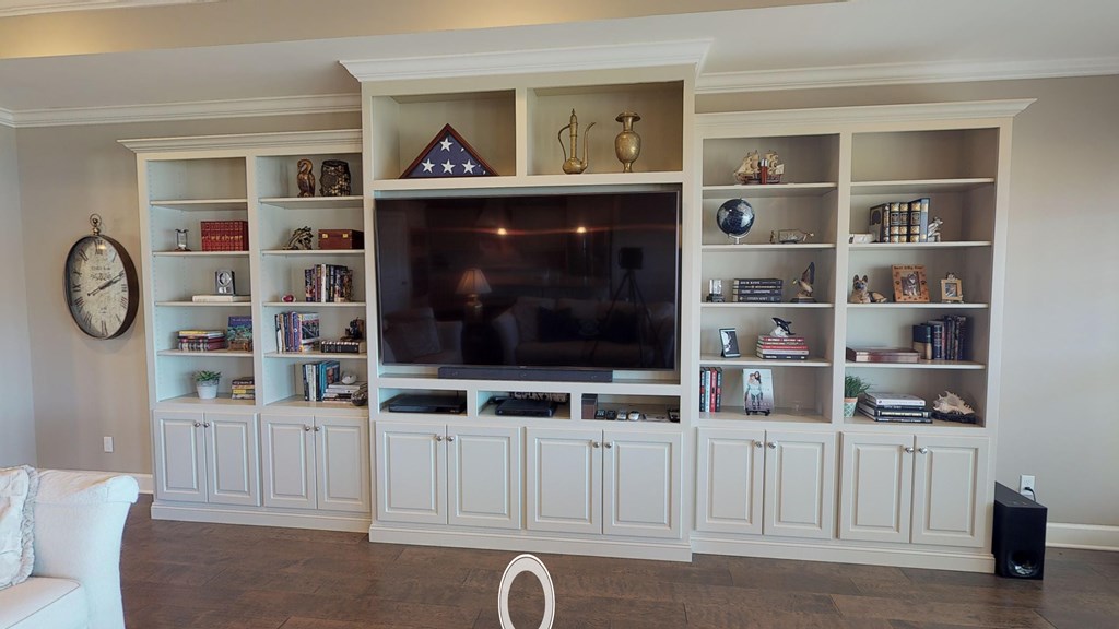 311 Cotton Ridge Lane Dothan, AL 36301 - Photo 5 of 36 Built in wall unit for Very Large Flat Screen